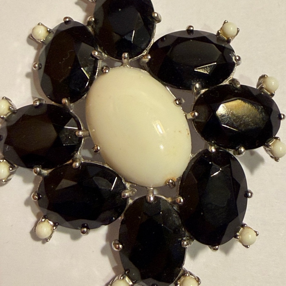Elsa Schiaparelli vintage black and while cabochon brooch
